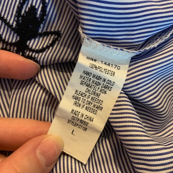 Daily Special off the shoulder blouse - Picture 4 of 4